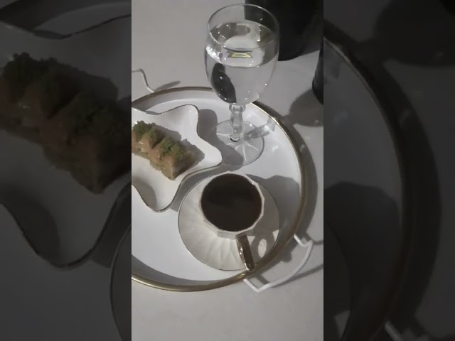 Baklava ve Türk kahvesi