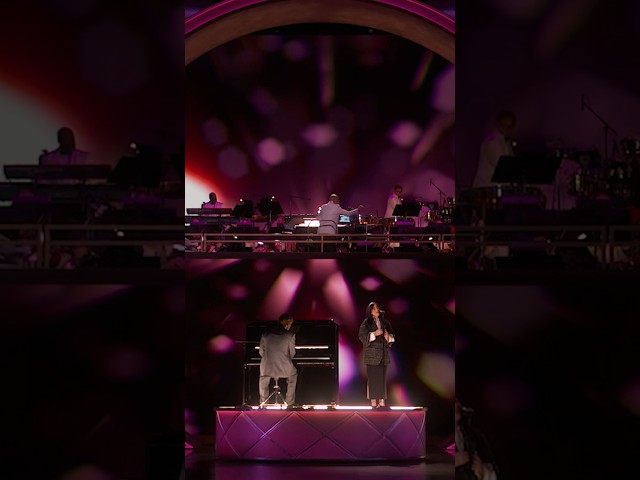 Billie and FINNEAS performing “What Was I Made For?” at the 2024 Oscars.