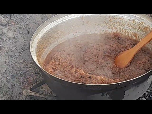 Pirinç pilavı et kavurma irmik helvası nasıl yapılır