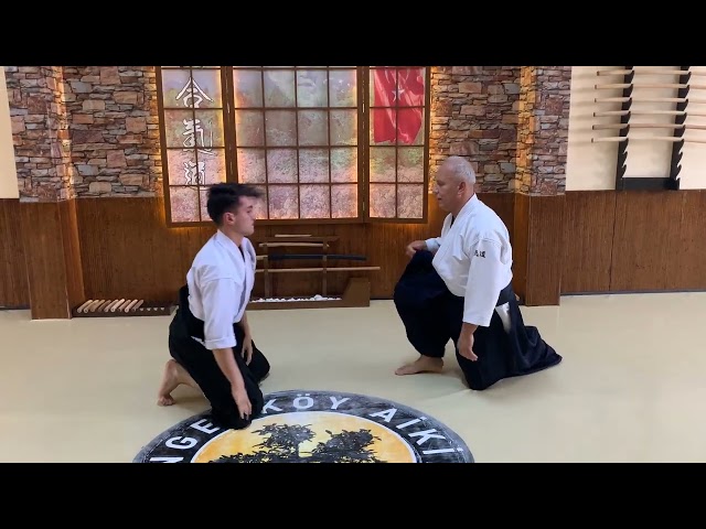 Gyaku Hanmi Katetedori (Junte) İkkyo (Omote-Ura) | Yetişkin Aikido | Genç Aikido |