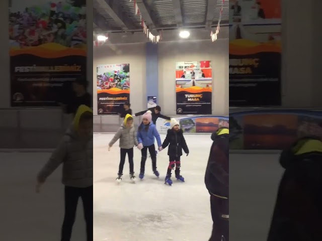 İce skating#ice#iceskating#antalya#türkiye#shortsvideo#messi#fun#youtube