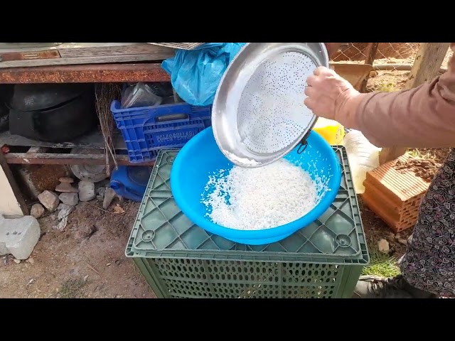 İrmik helvası pirinç pilavı et kavurma nasıl yapılır